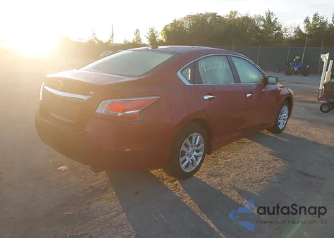 2015 Nissan Altima 2.5/2.5 S/2.5 Sl/2.5 Sv z USA, uszkodzony, nr VIN 1N4AL3AP7FC467535